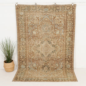 Zelvanica - Vintage Persian Area Rug