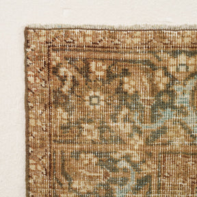 Zelvanica - Vintage Persian Area Rug