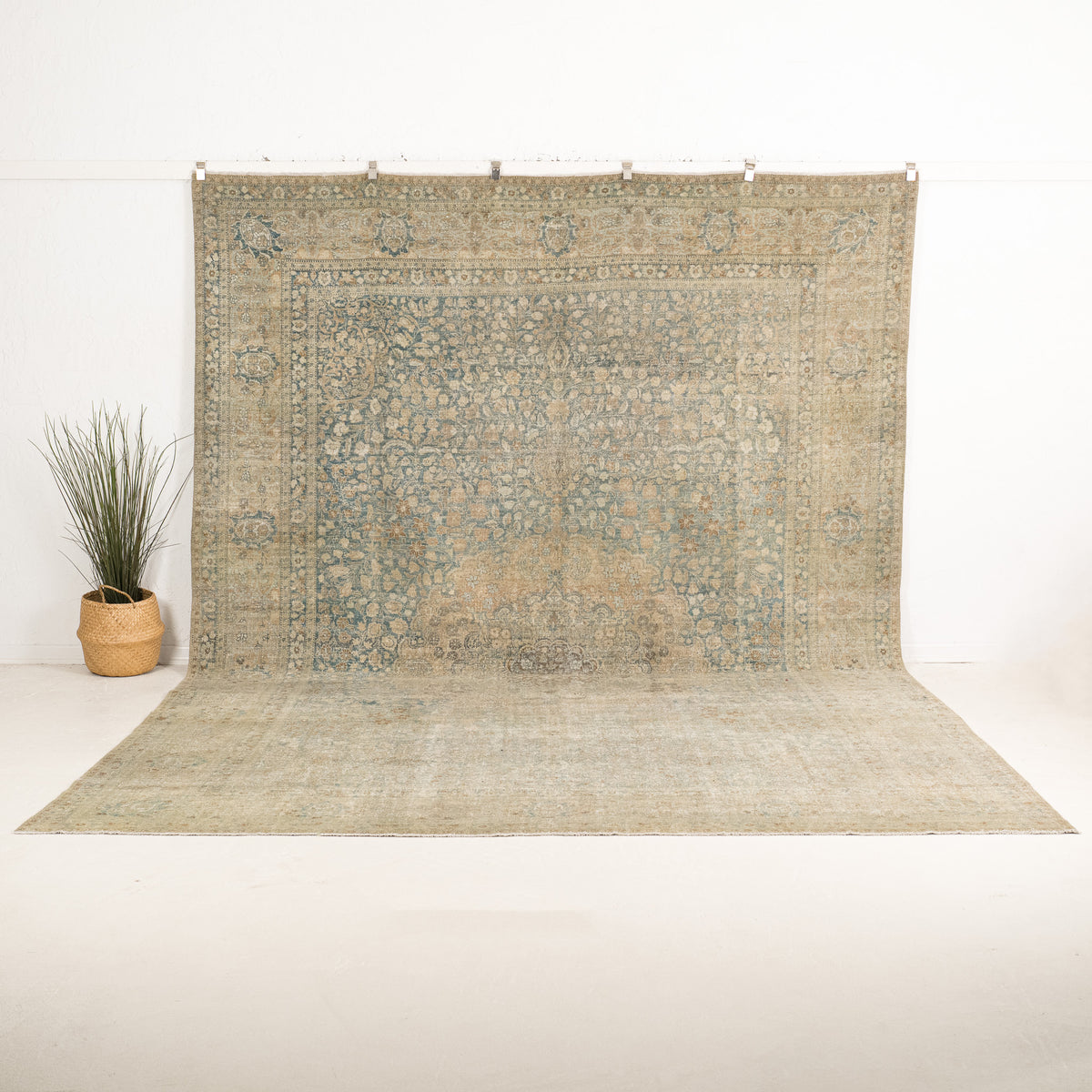 Handmade Persian Area Rug