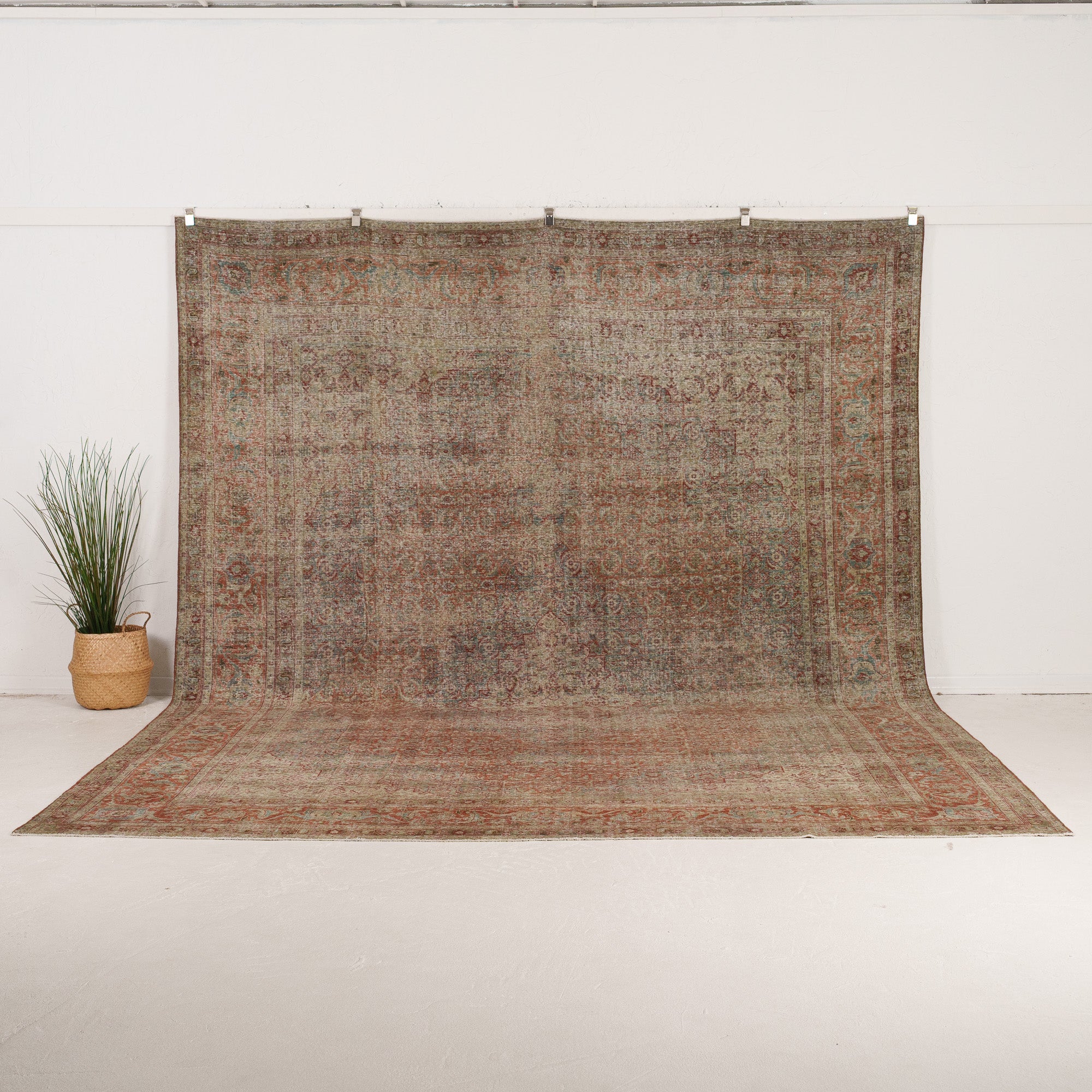 Handmade Persian Area Rug