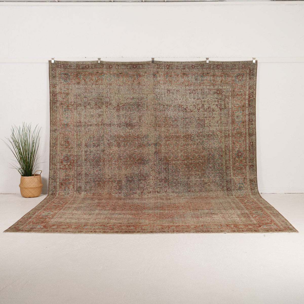 Handmade Persian Area Rug