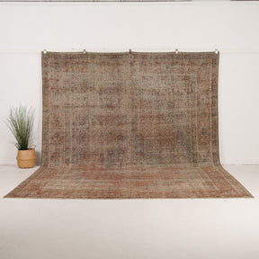 Handmade Persian Area Rug