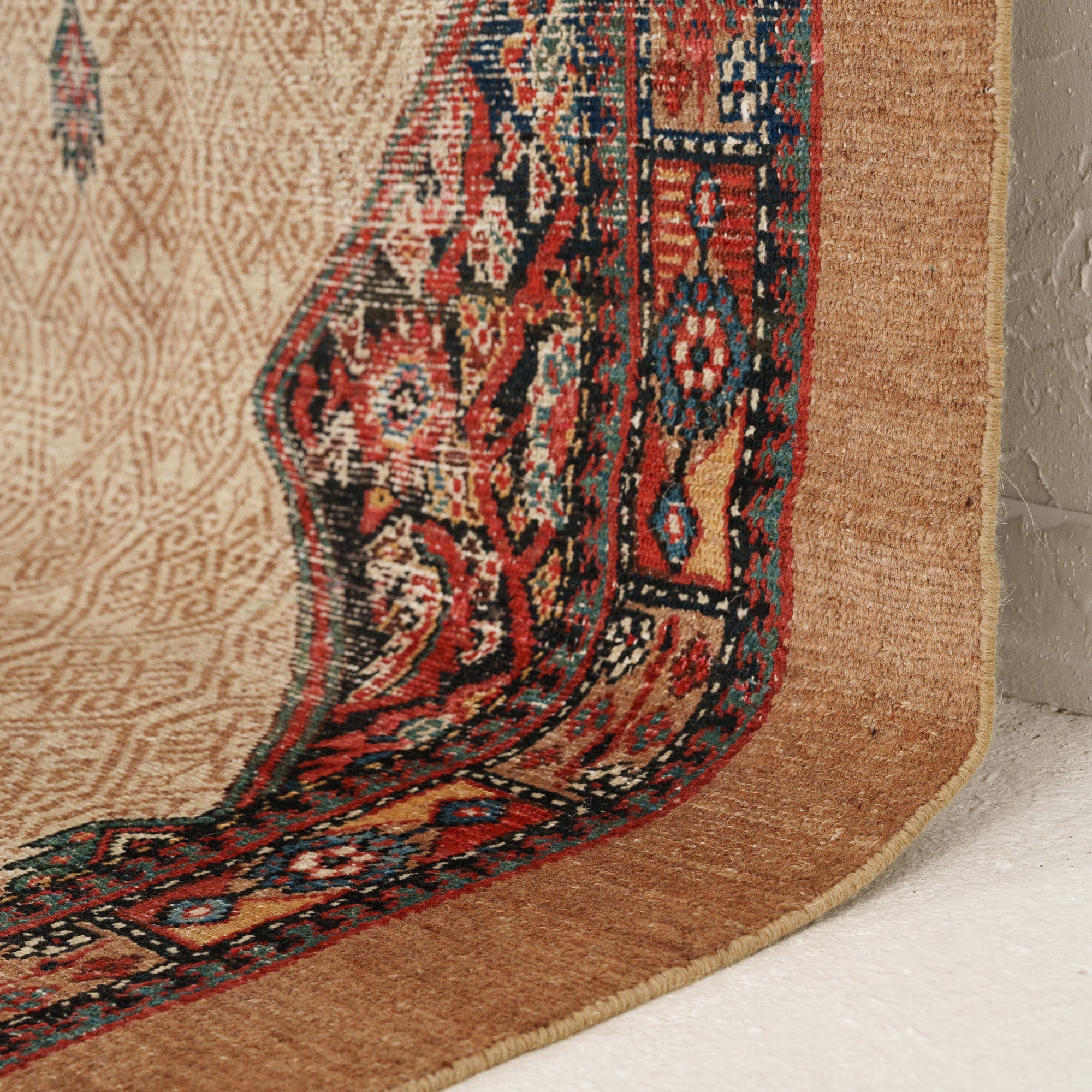 Alisaundra - Vintage Persian Area Rug