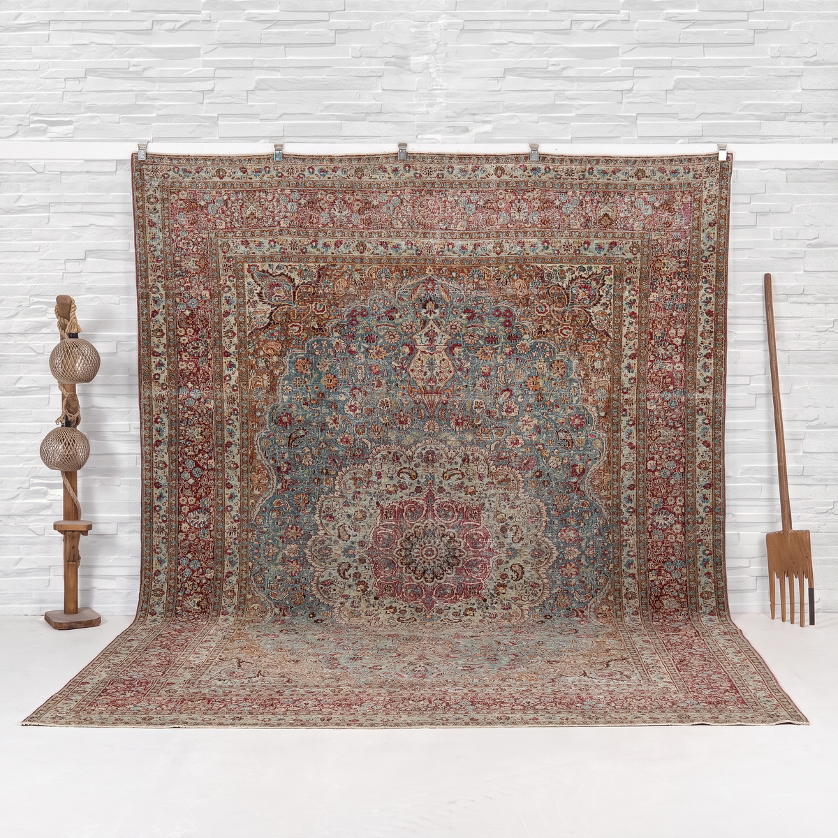 Handmade Persian Area Rug