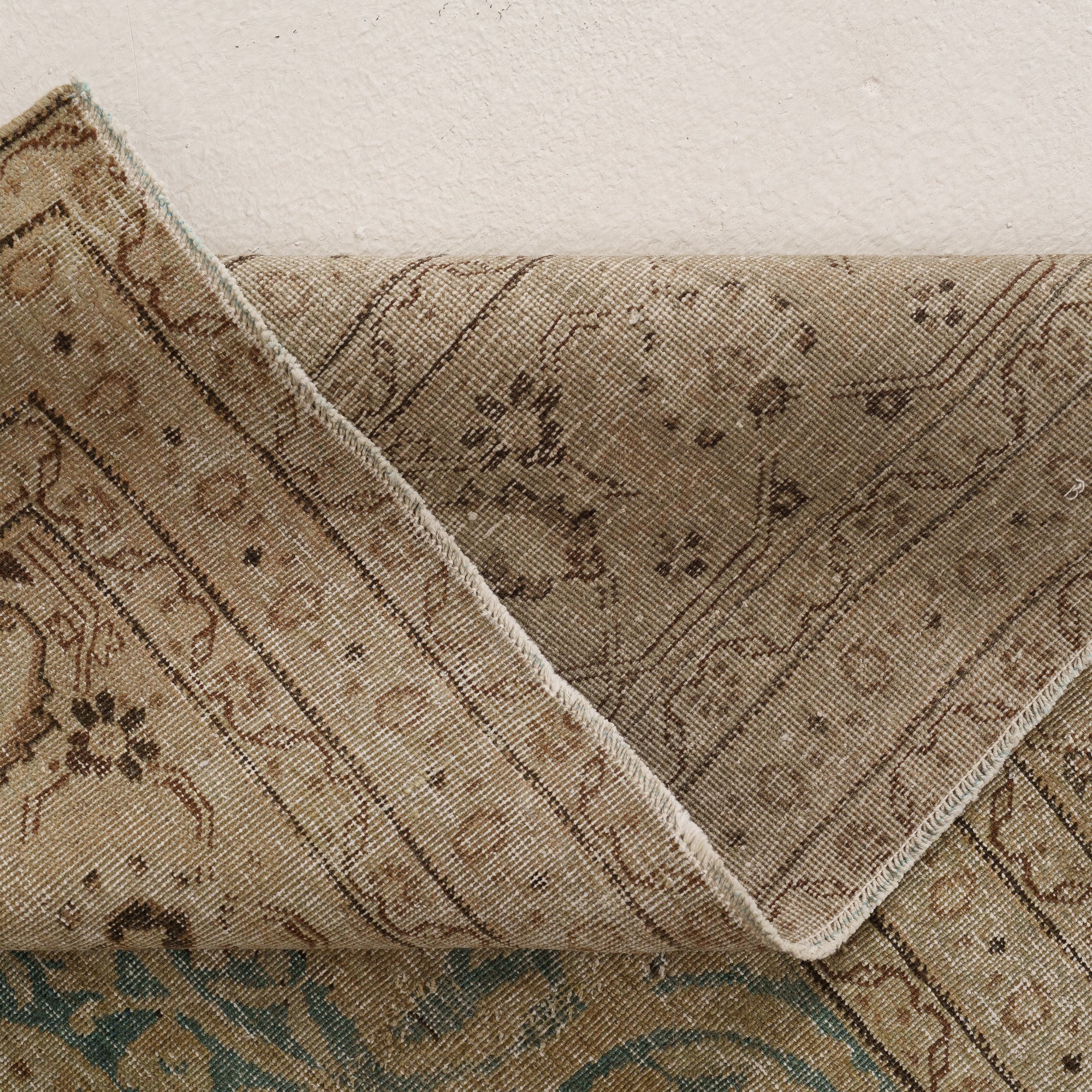 9x12 Beige Area Rug