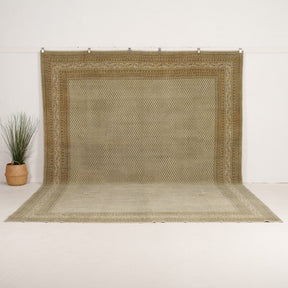 Handmade Persian Area Rug