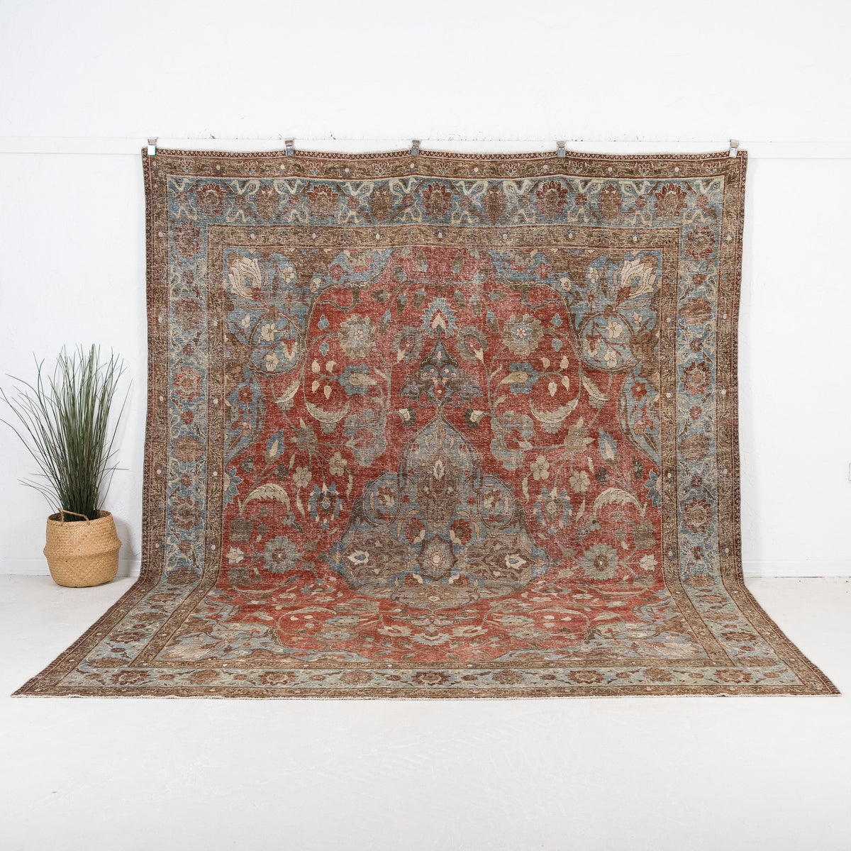 Handmade Persian Area Rug