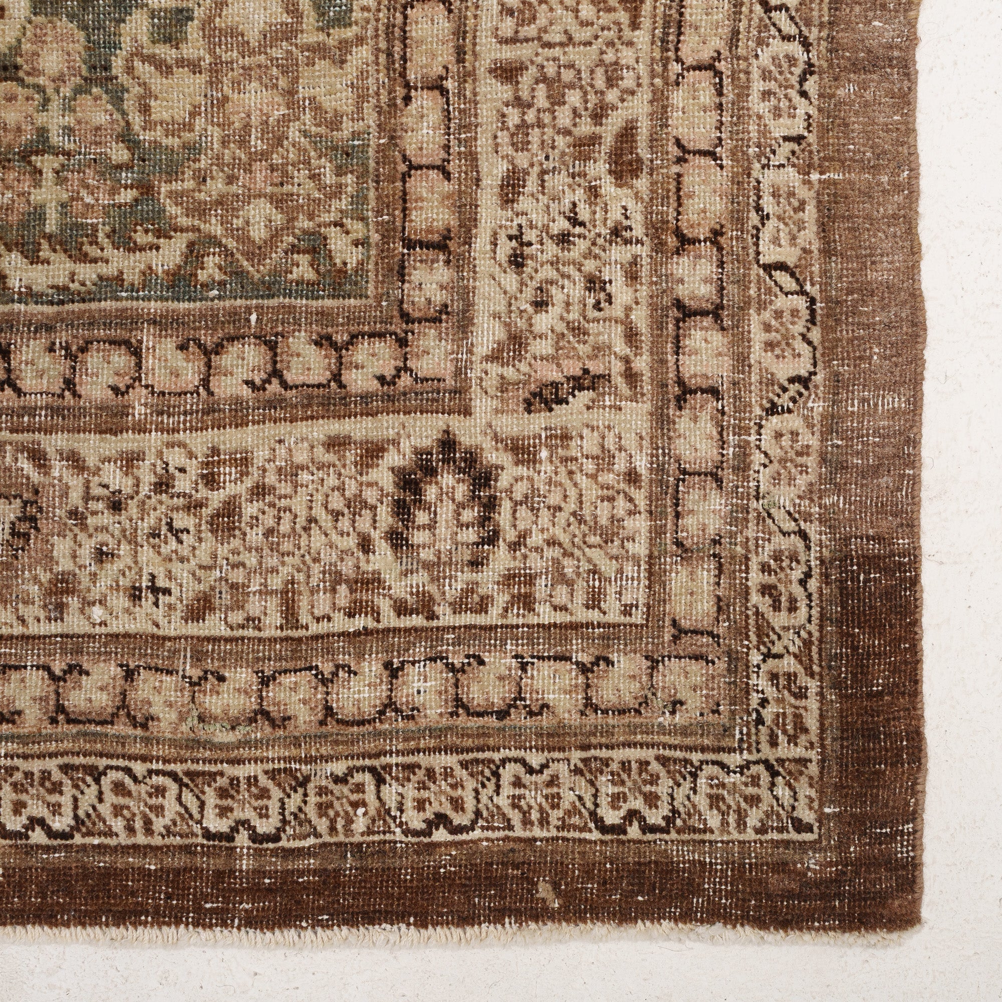 Allover 13x20 Area Rug