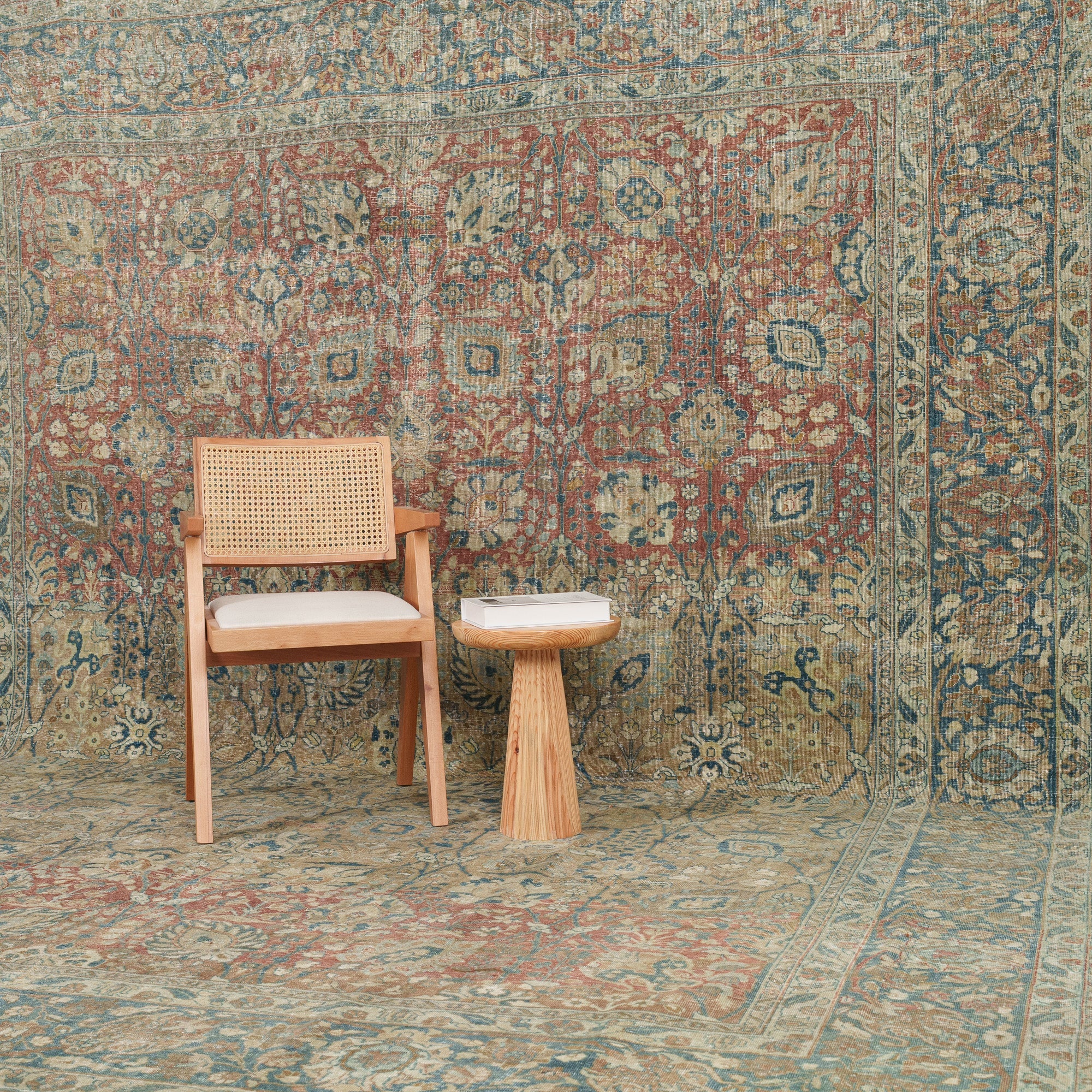 Bedoncia - Vintage Persian Area Rug
