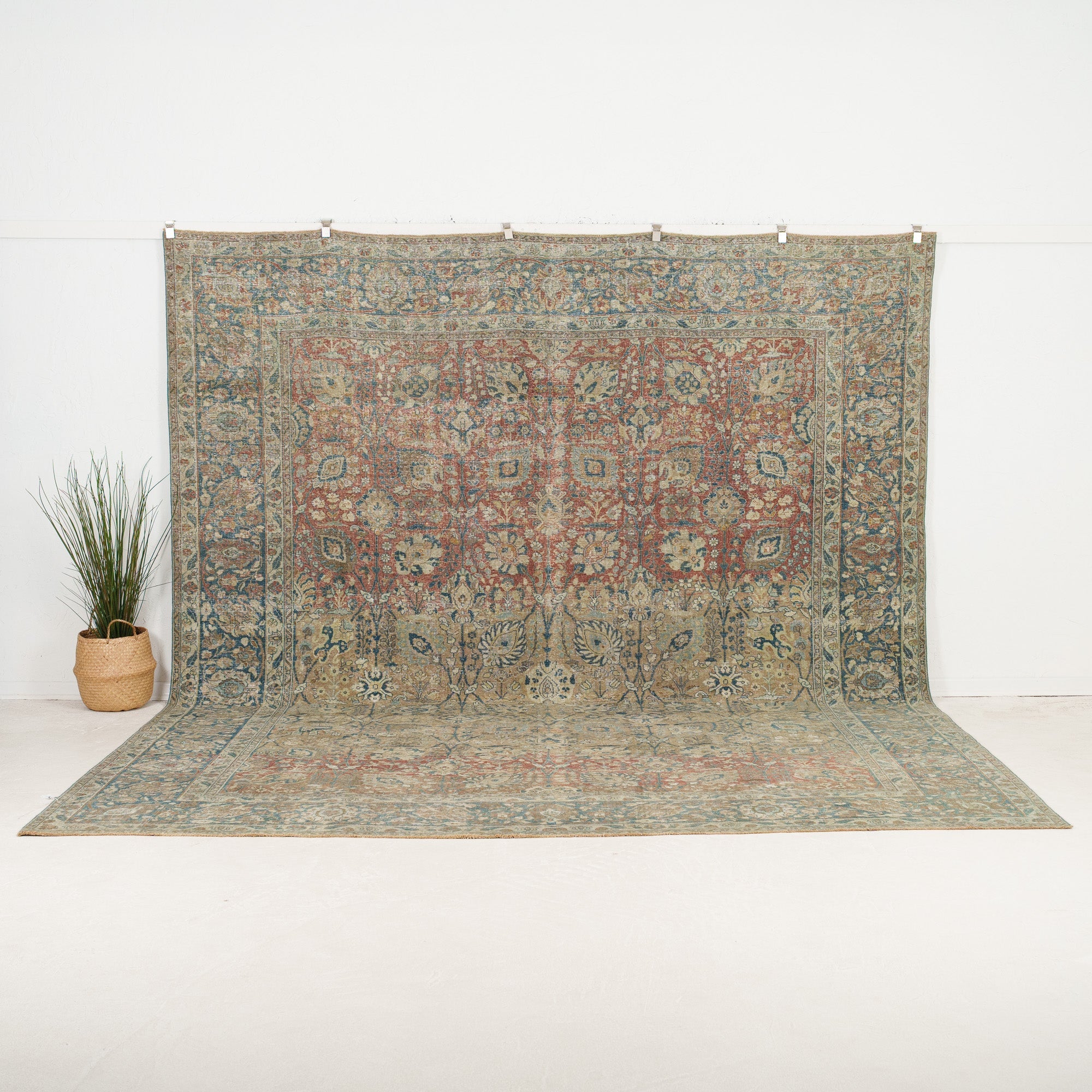 Bedoncia - Vintage Persian Area Rug