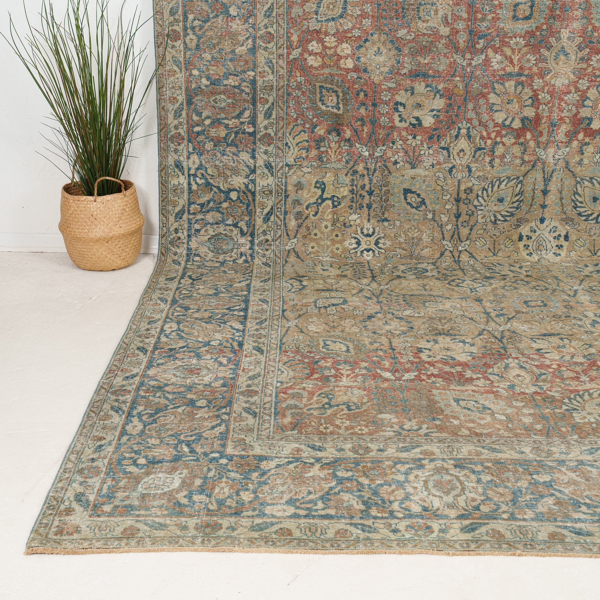 Bedoncia - Vintage Persian Area Rug