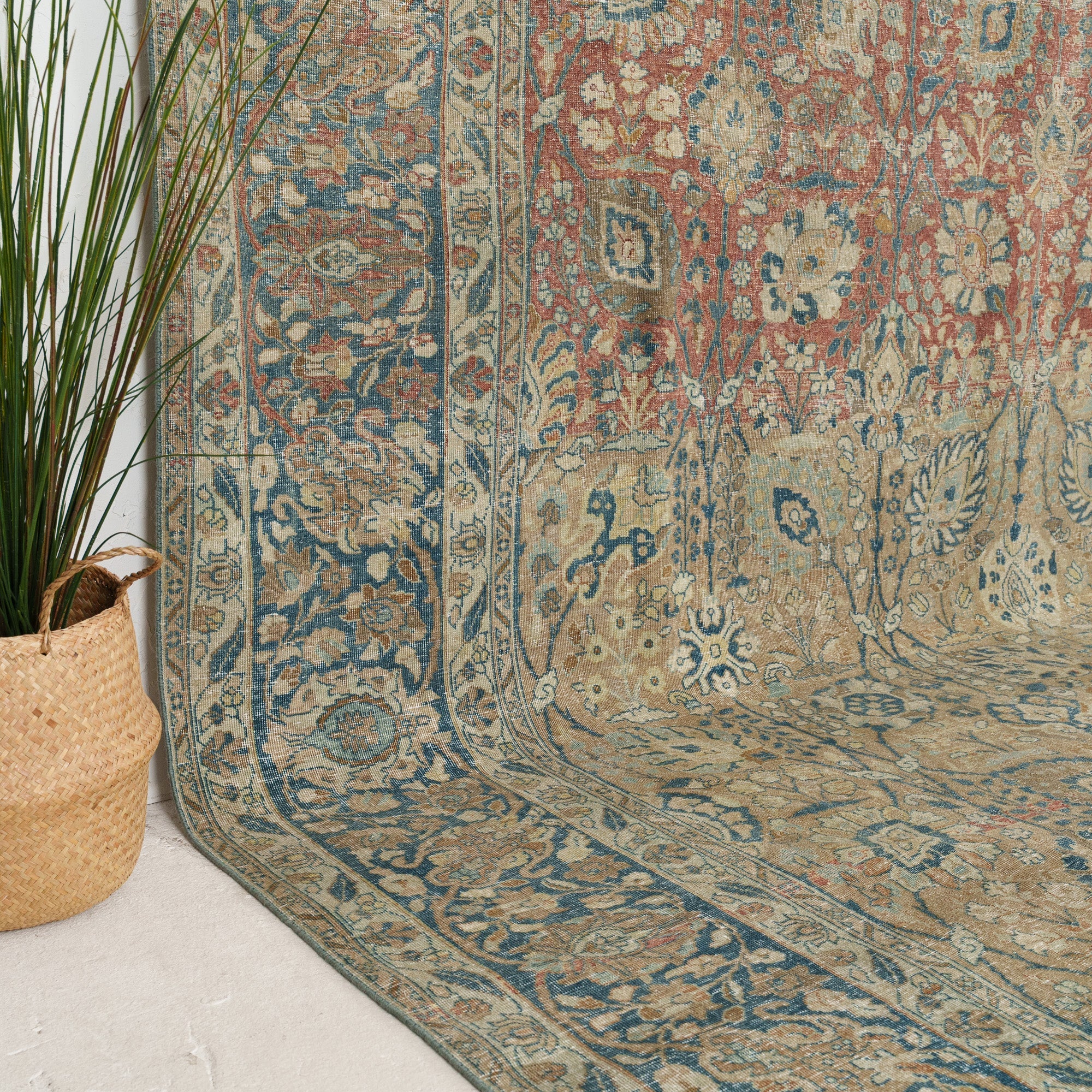 Bedoncia - Vintage Persian Area Rug
