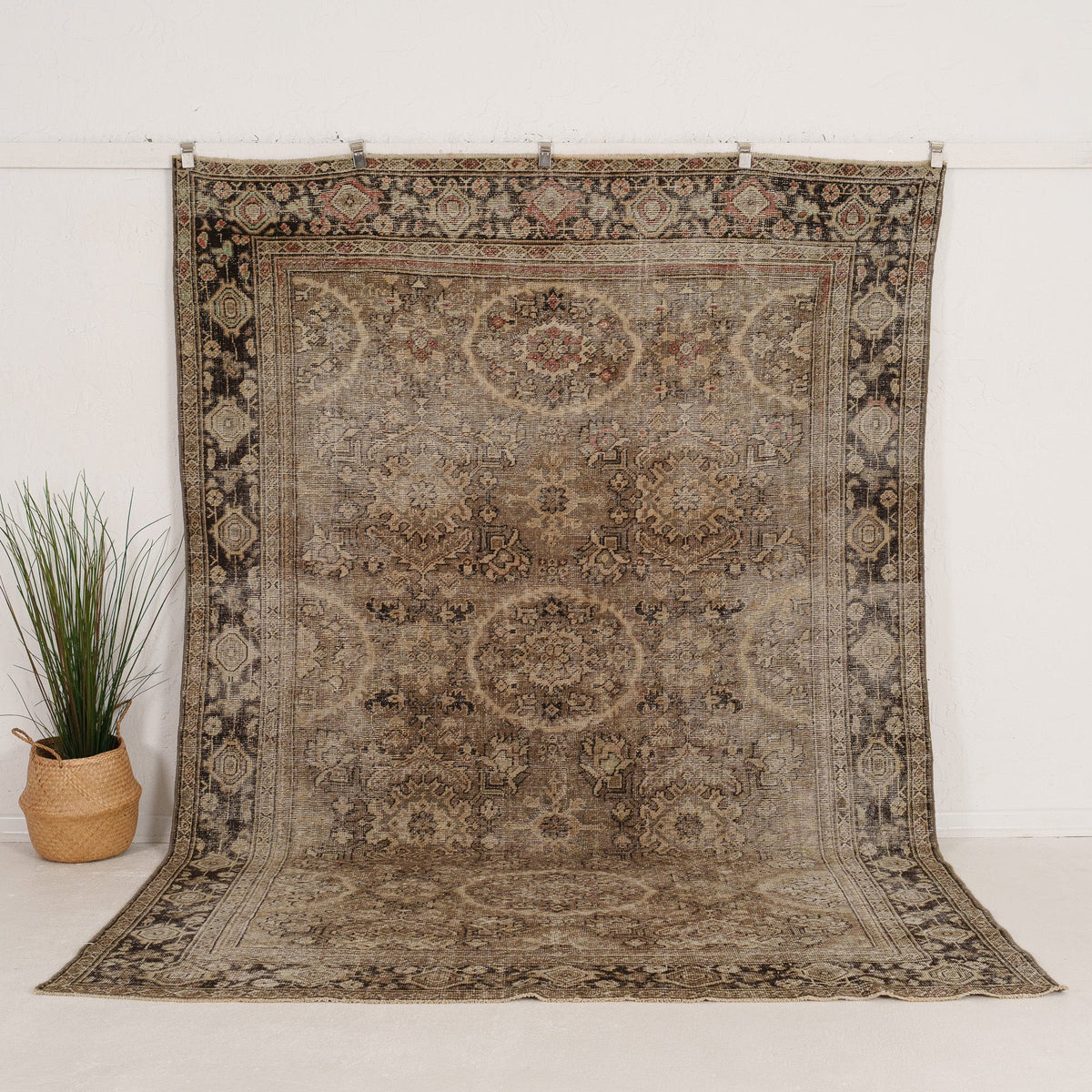 Handmade Persian Area Rug