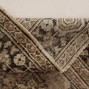 7x10 Beige Area Rug