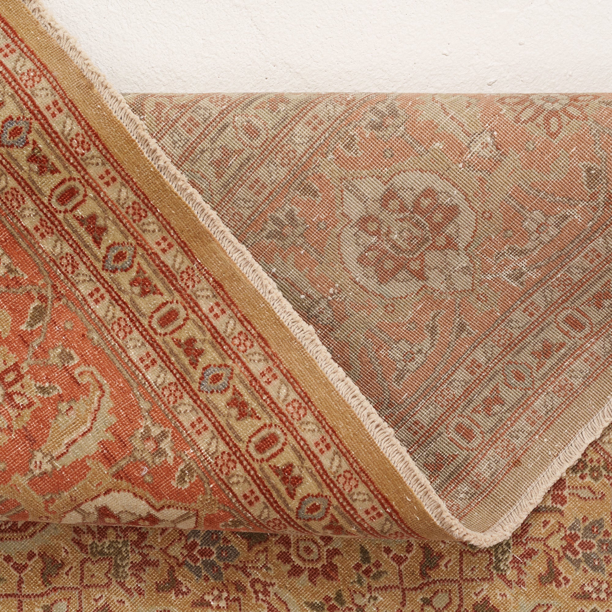 10x13 Beige Area Rug