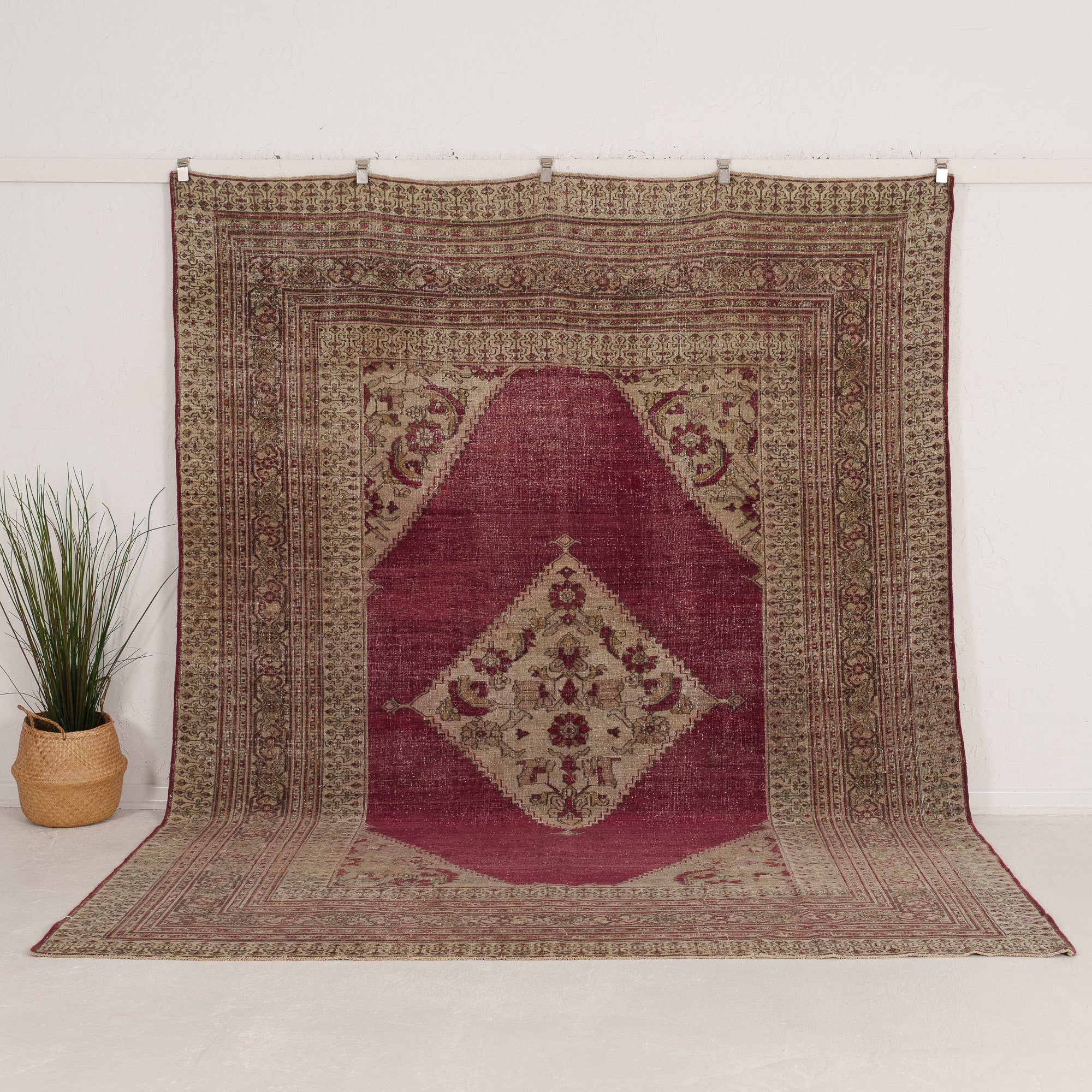 Handmade Persian Area Rug