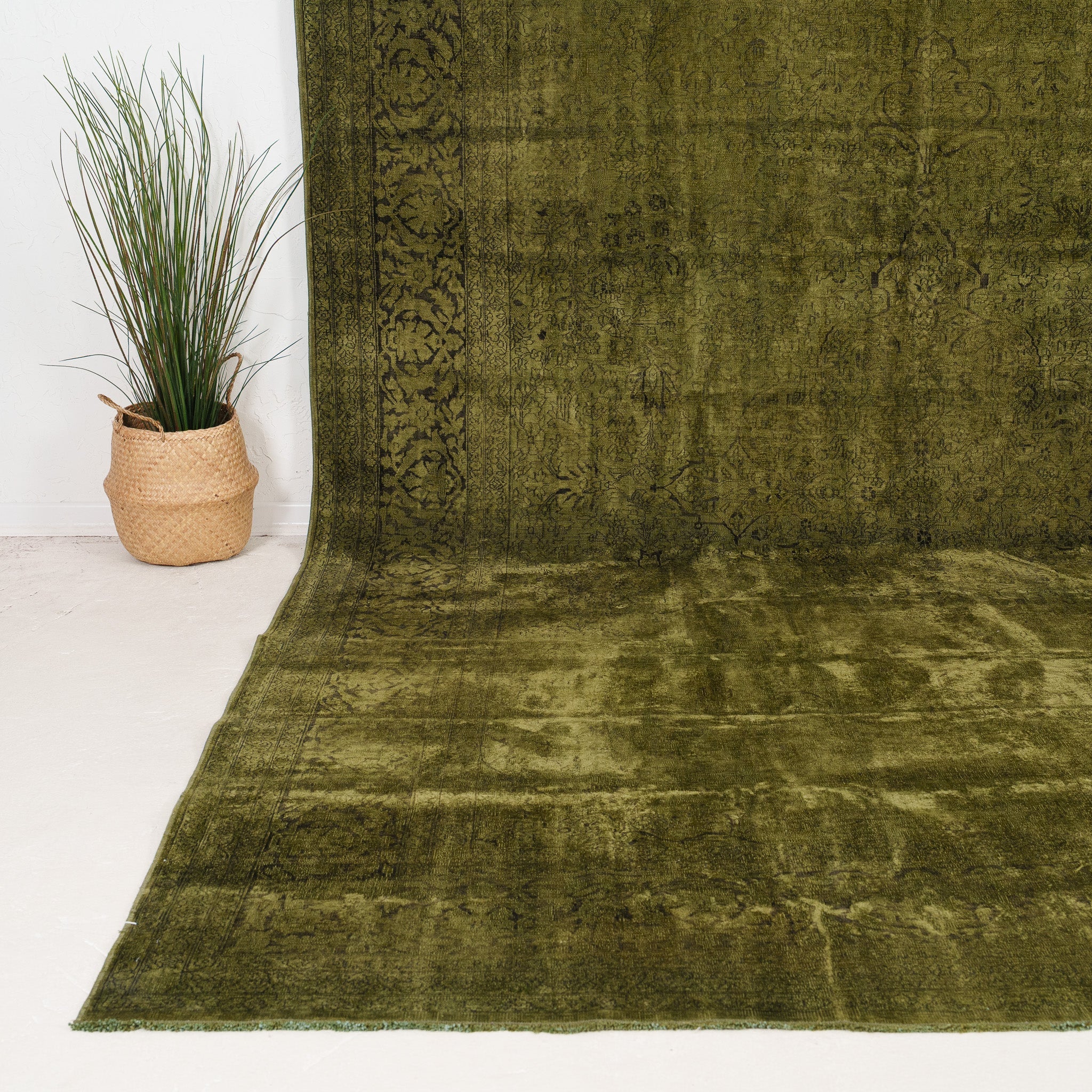 9x13 Vintage Rug