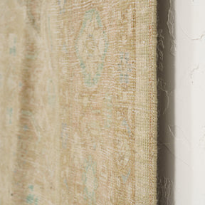 Ilavorya - Vintage Persian Area Rug