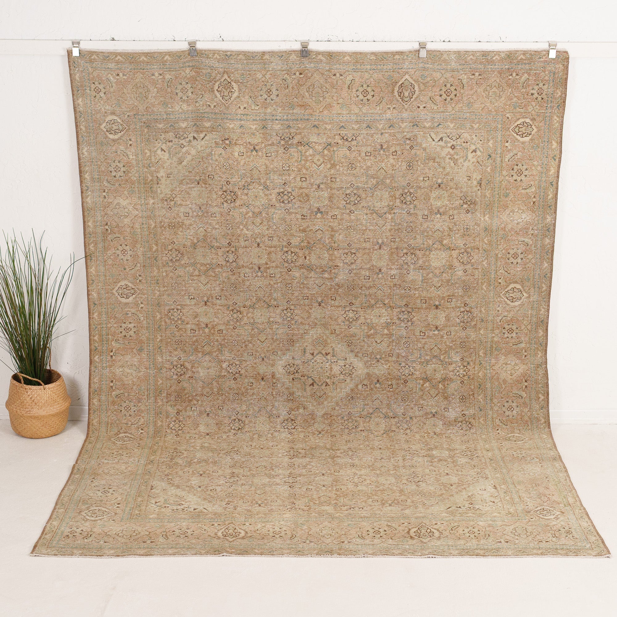 Benna - Vintage Persian Area Rug