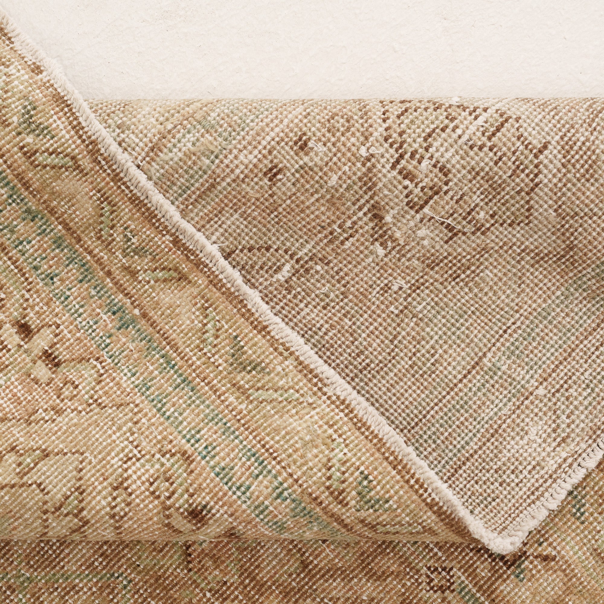 8x11 Beige Area Rug