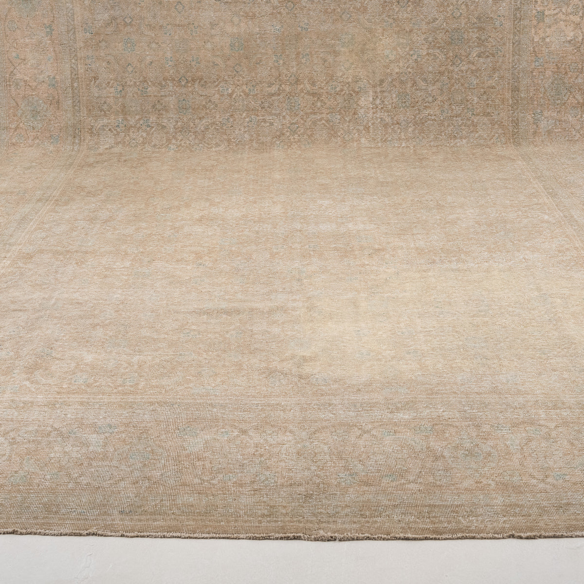 9x16 Persian Rug