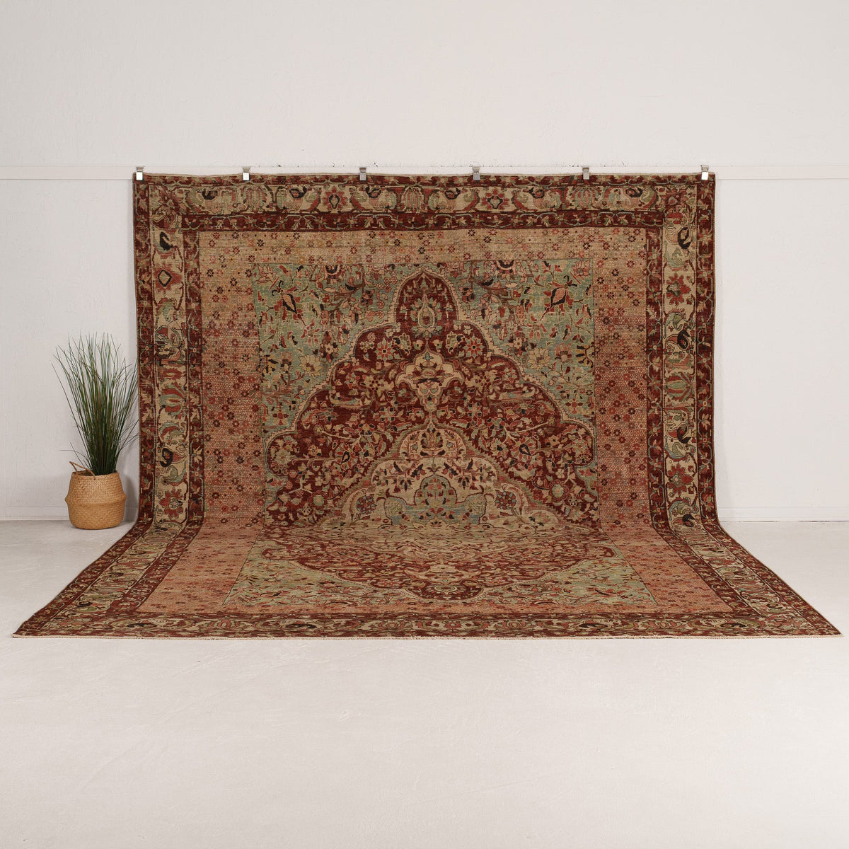 Handmade Persian Area Rug