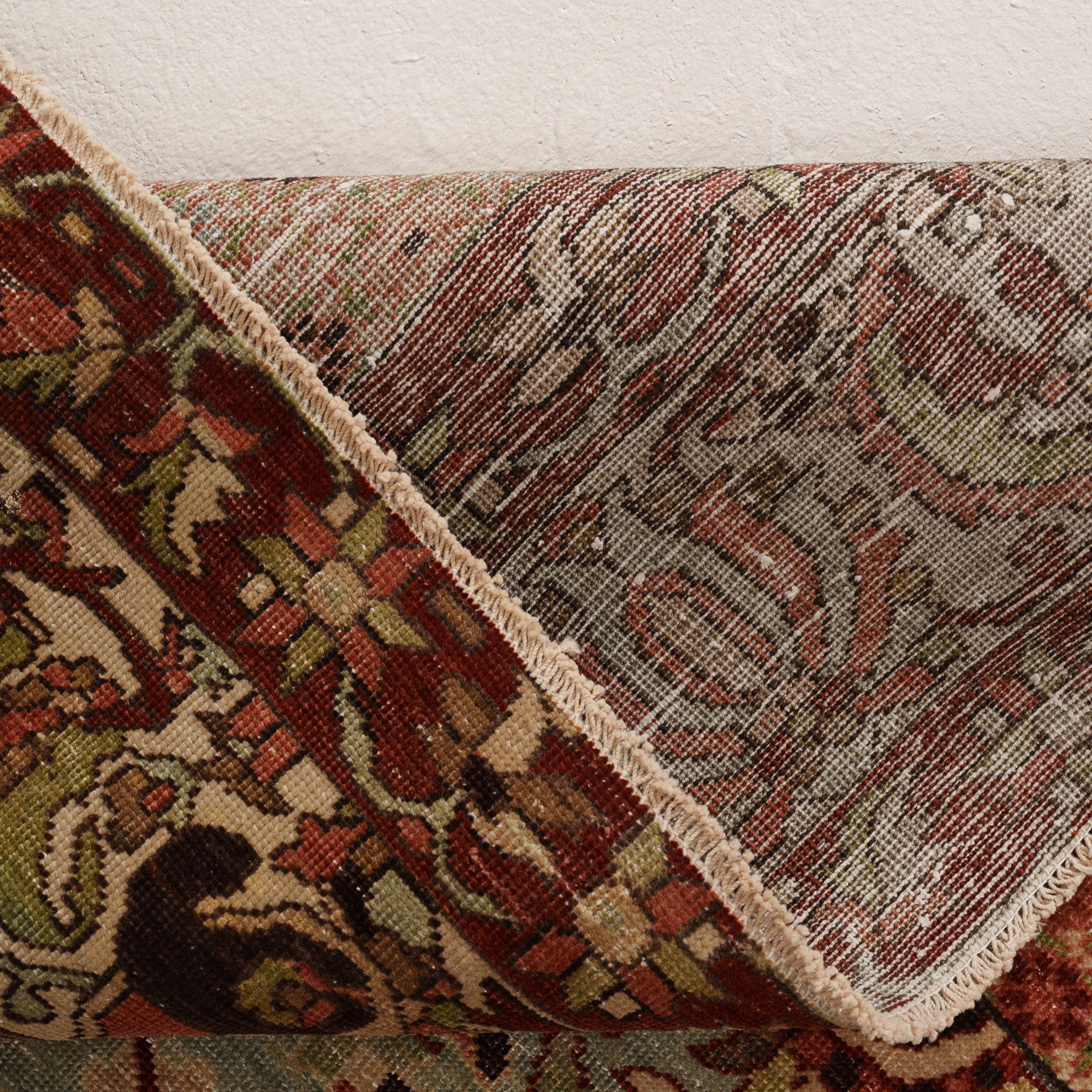 11x14 Red Area Rug