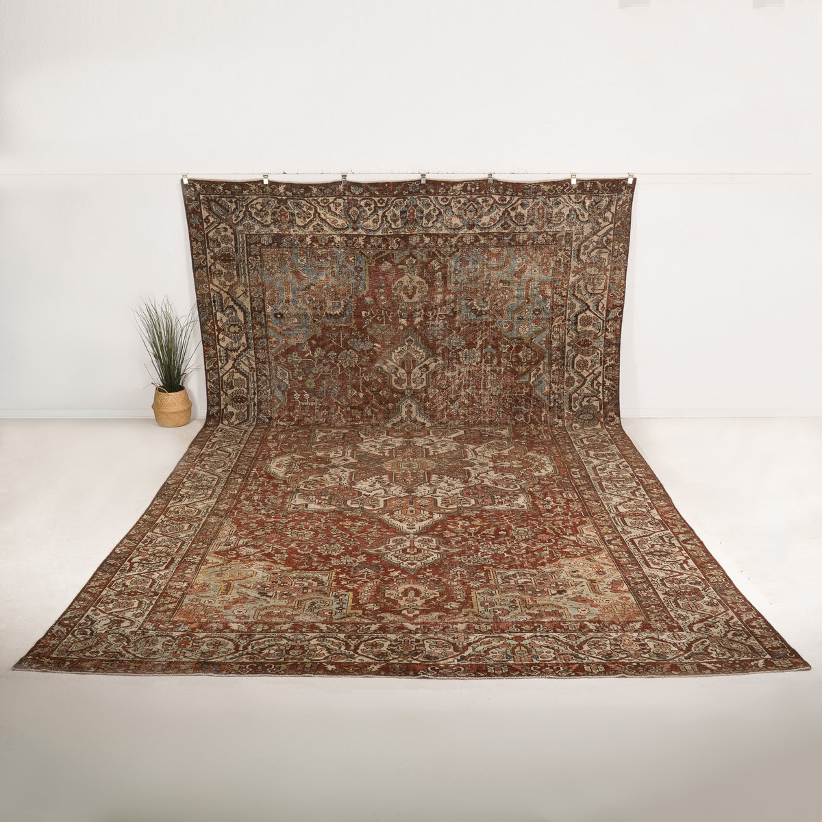 Gregorinia - Vintage Persian Area Rug