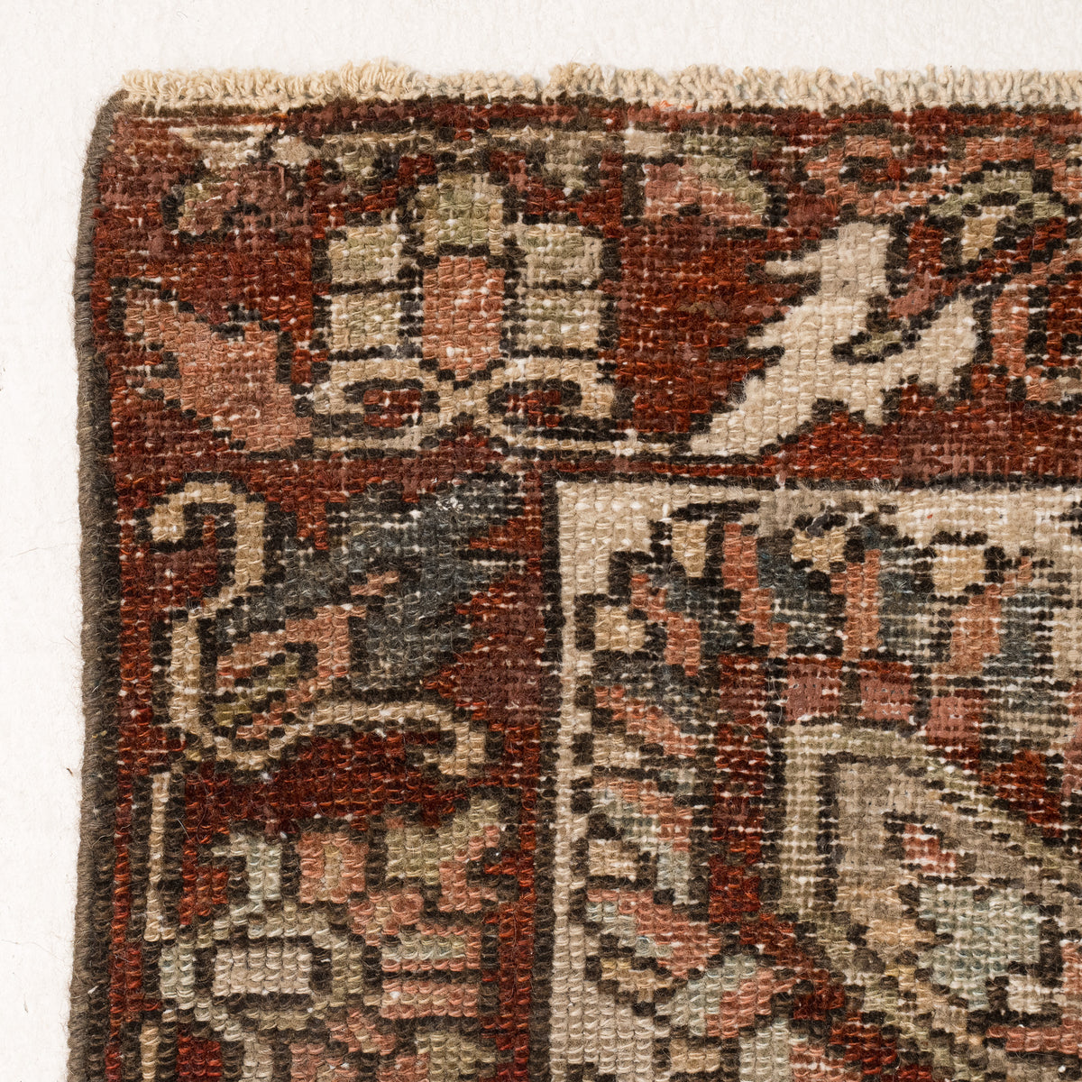 Medallion 11x20 Area Rug