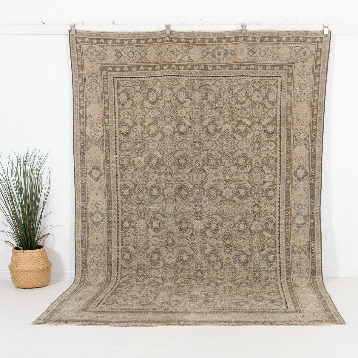 Handmade Persian Area Rug