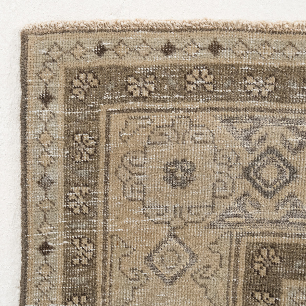 Allover 7x10 Area Rug