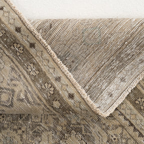 7x10 Brown Area Rug