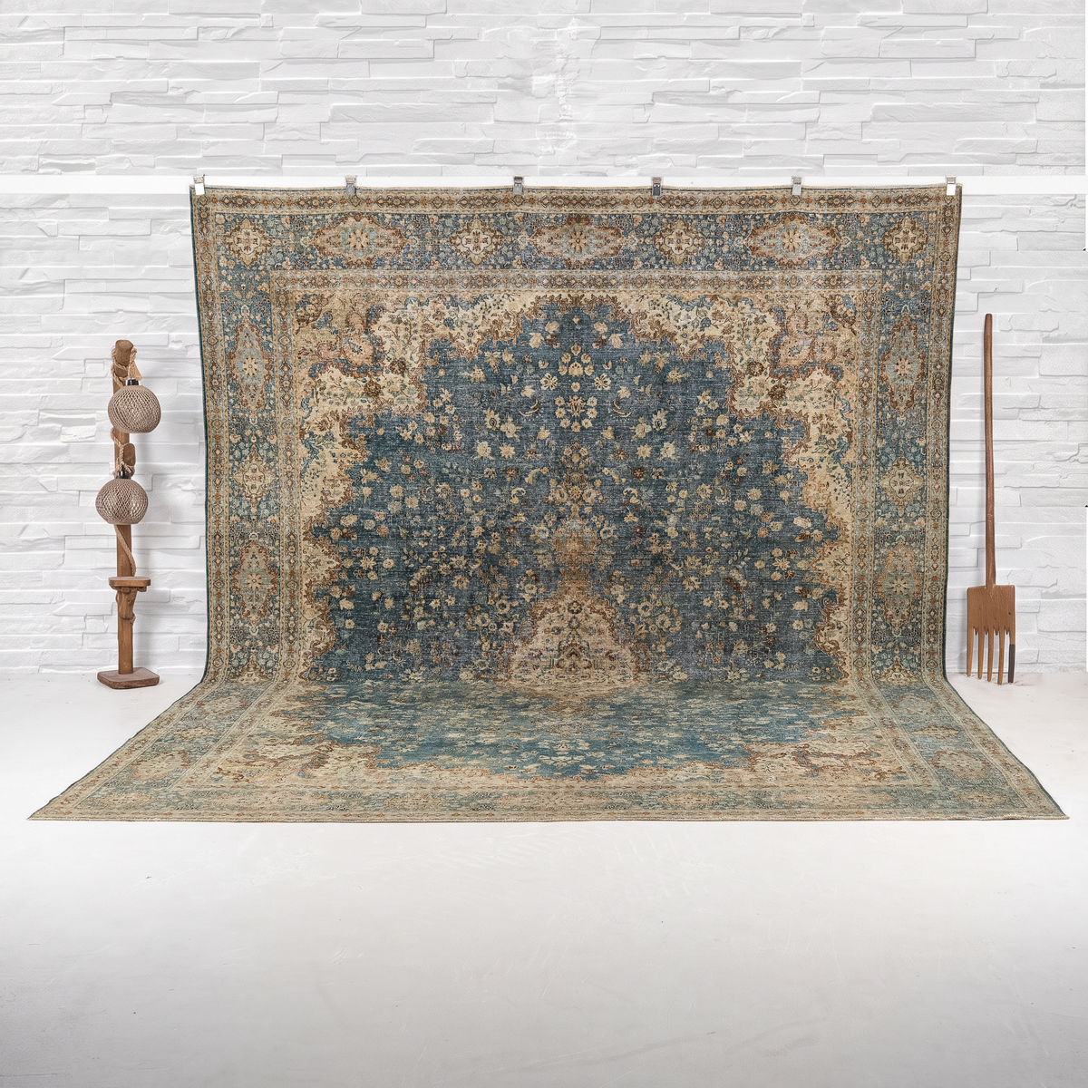 Handmade Persian Area Rug