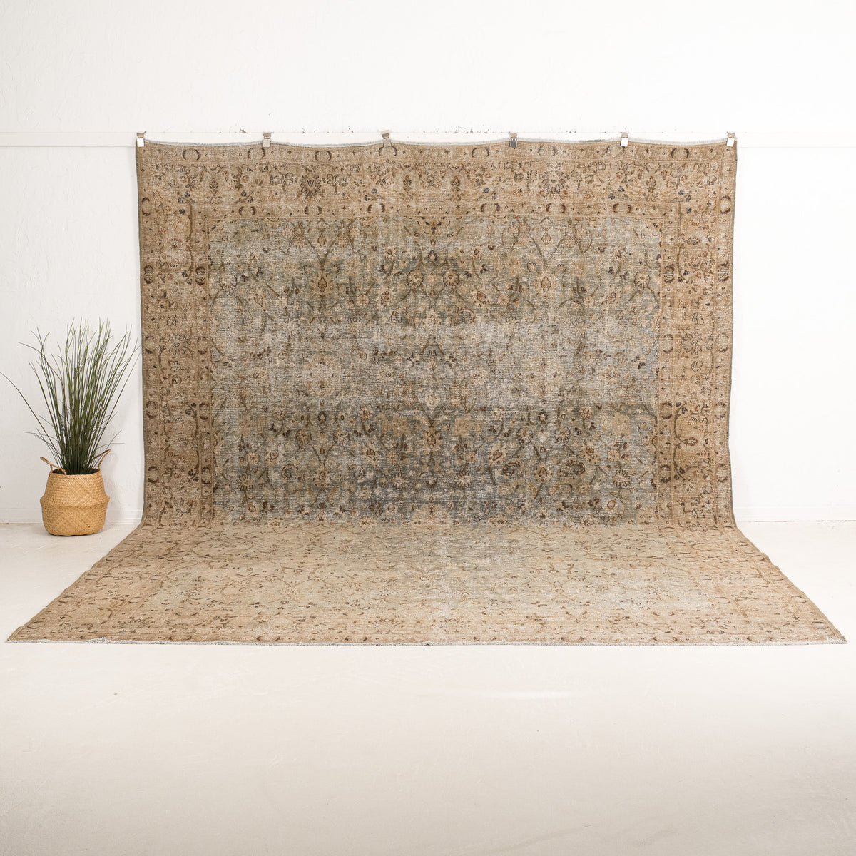 Handmade Persian Area Rug
