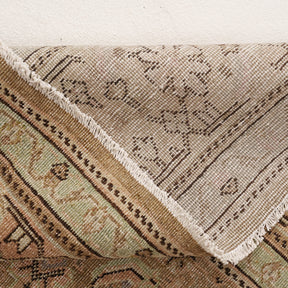 10x13 Beige Area Rug