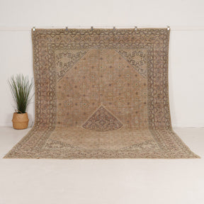 Handmade Persian Area Rug