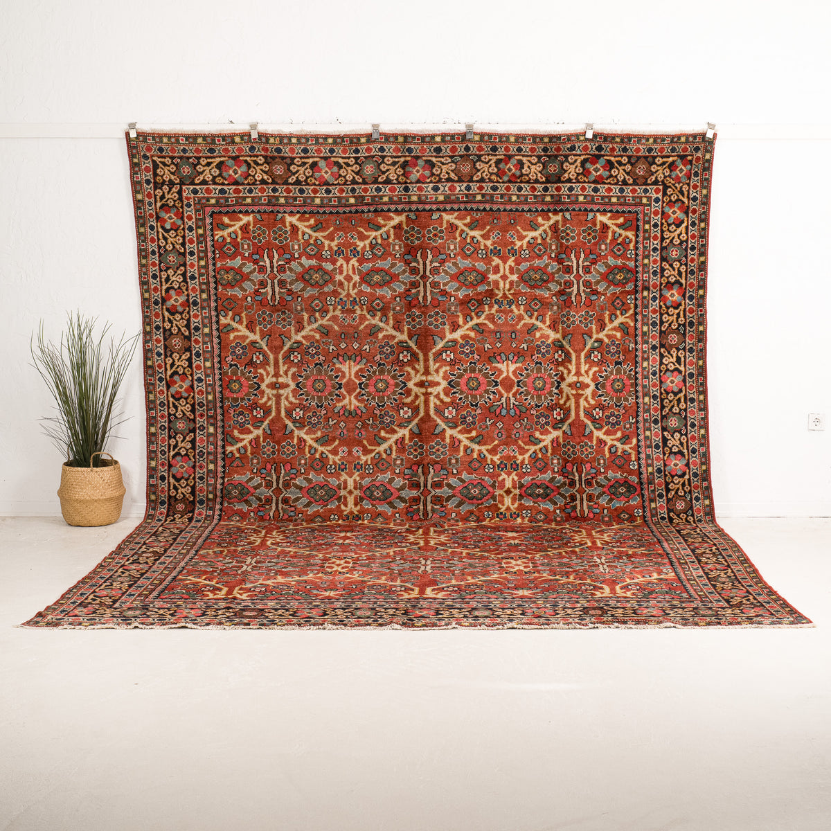 Handmade Persian Area Rug