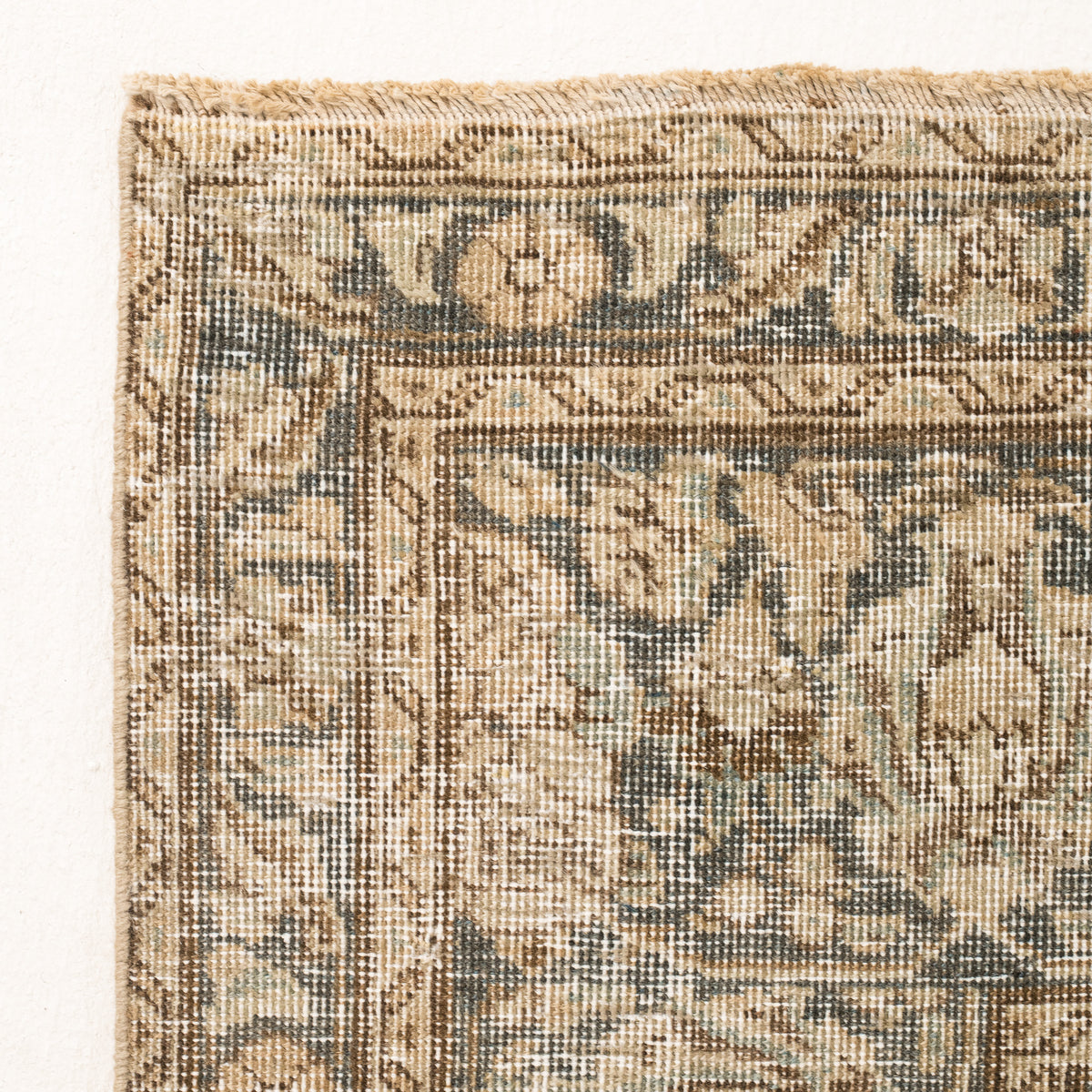 Medallion 7x11 Area Rug
