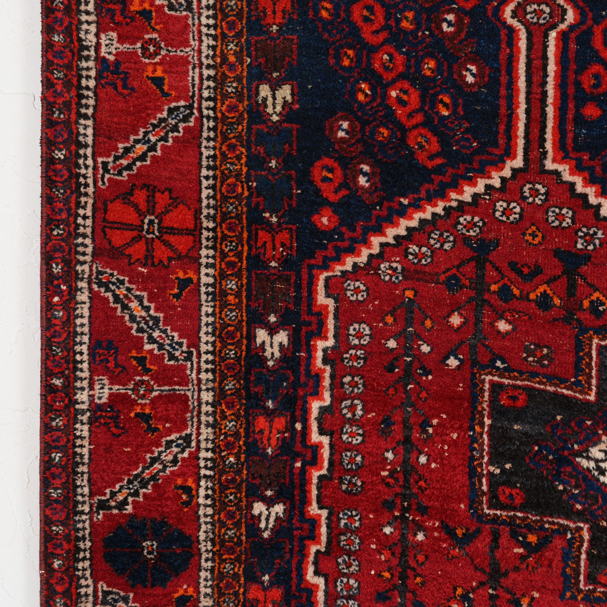 Worvunda - Vintage Persian Area Rug