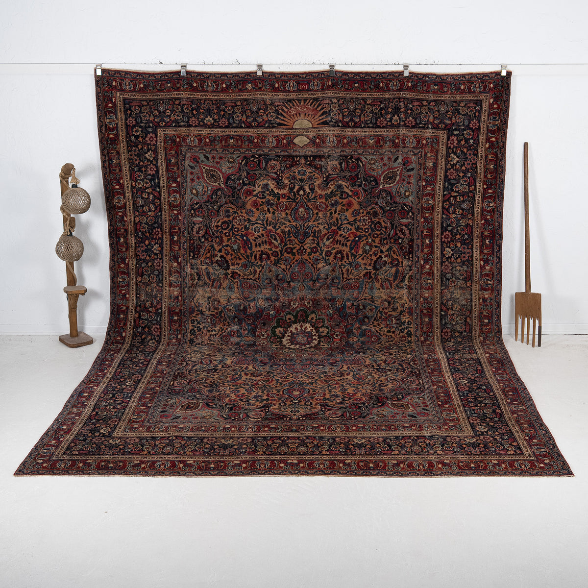 Victororia - Vintage Persian Area Rug