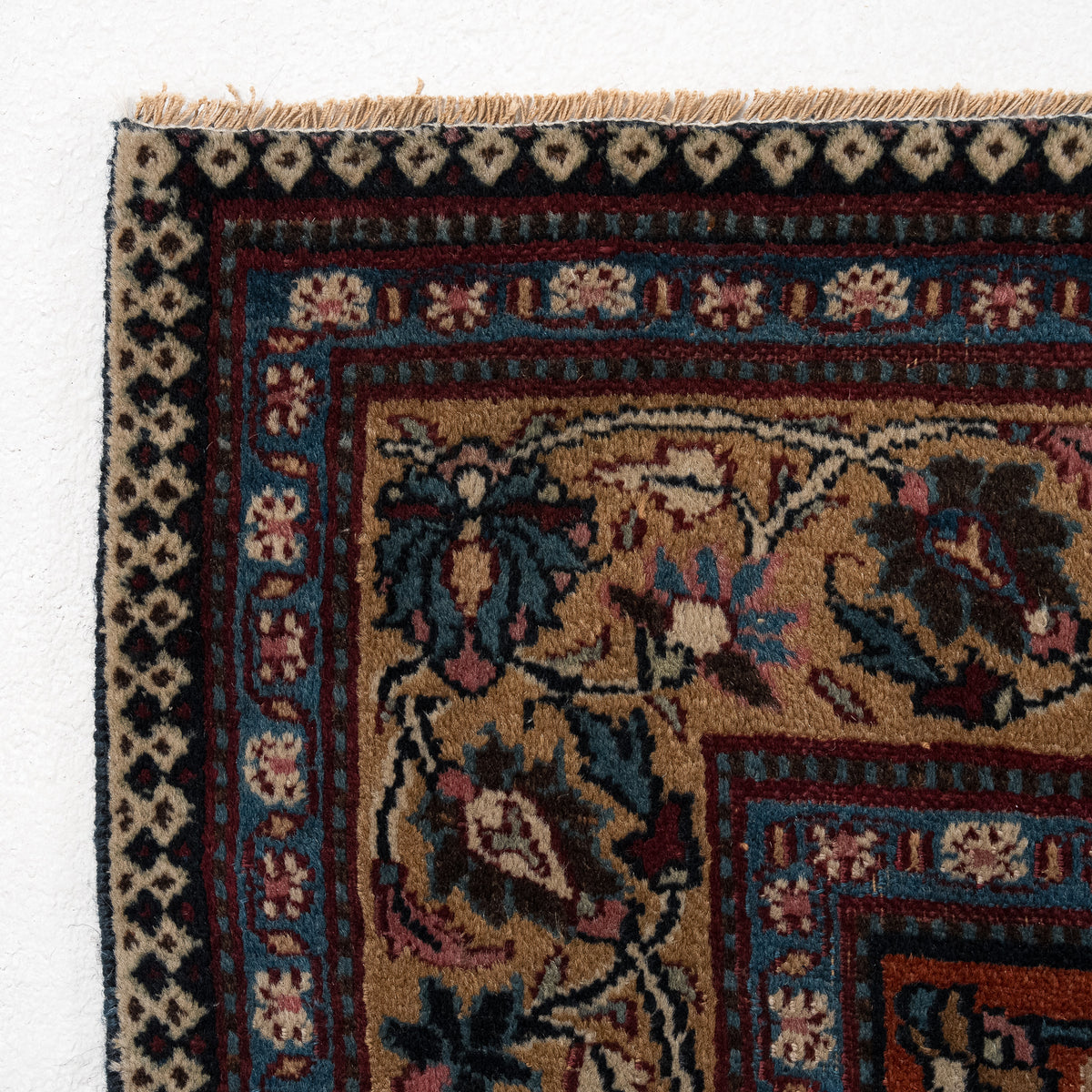 Medallion 10x14 Area Rug