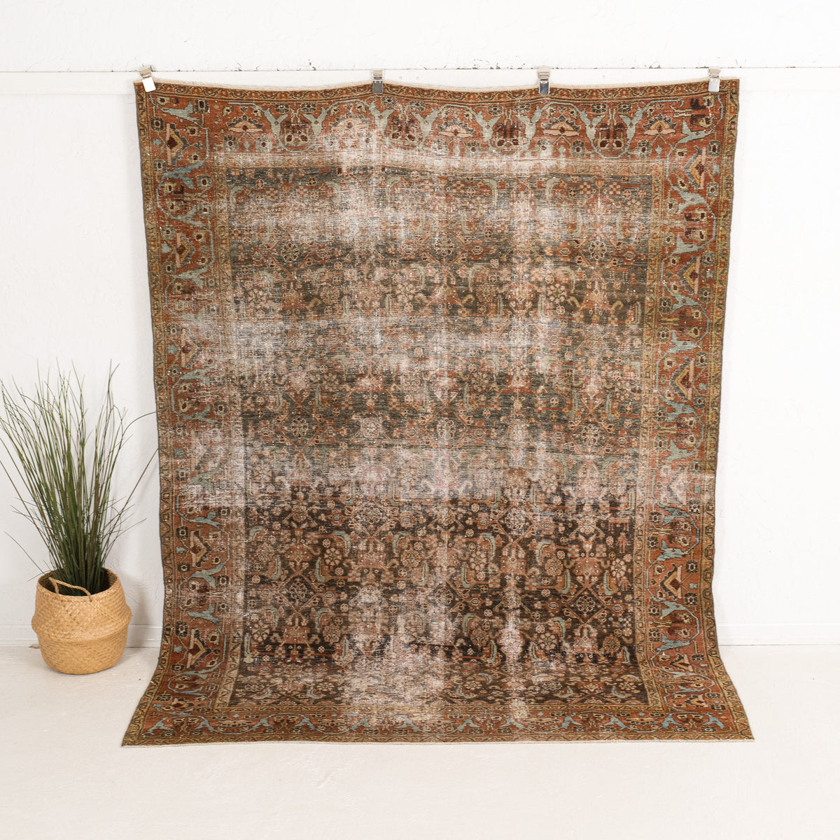 Gaudentia - Vintage Persian Area Rug