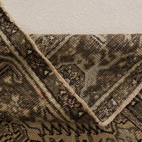 7x10 Brown Area Rug