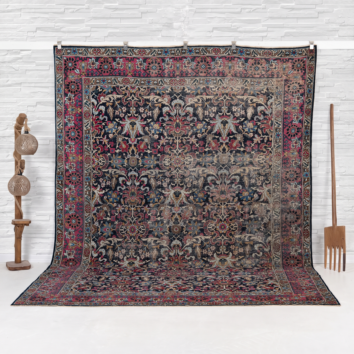 Handmade Persian Area Rug