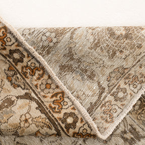 7x11 Beige Area Rug