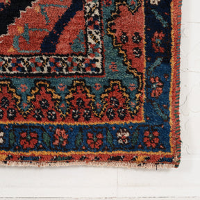 Medallion 5x6 Area Rug