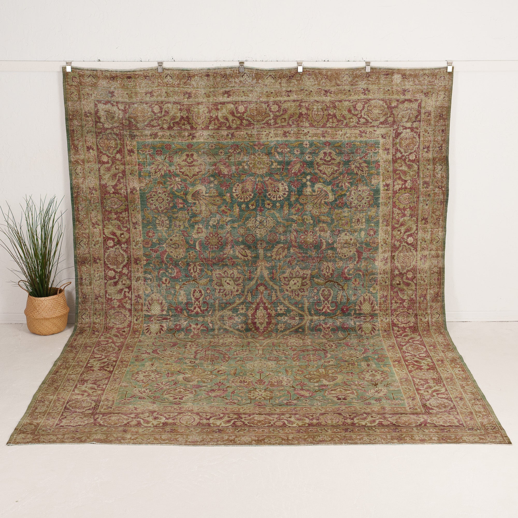 Daloris - Vintage Persian Area Rug