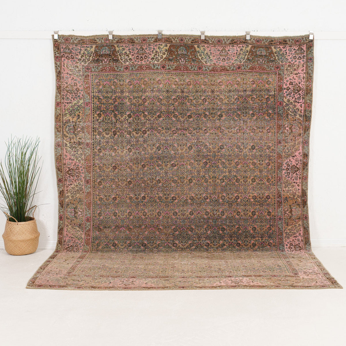 Handmade Persian Area Rug