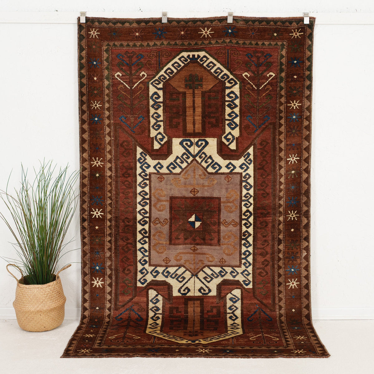 Bedrunda - Vintage Persian Area Rug