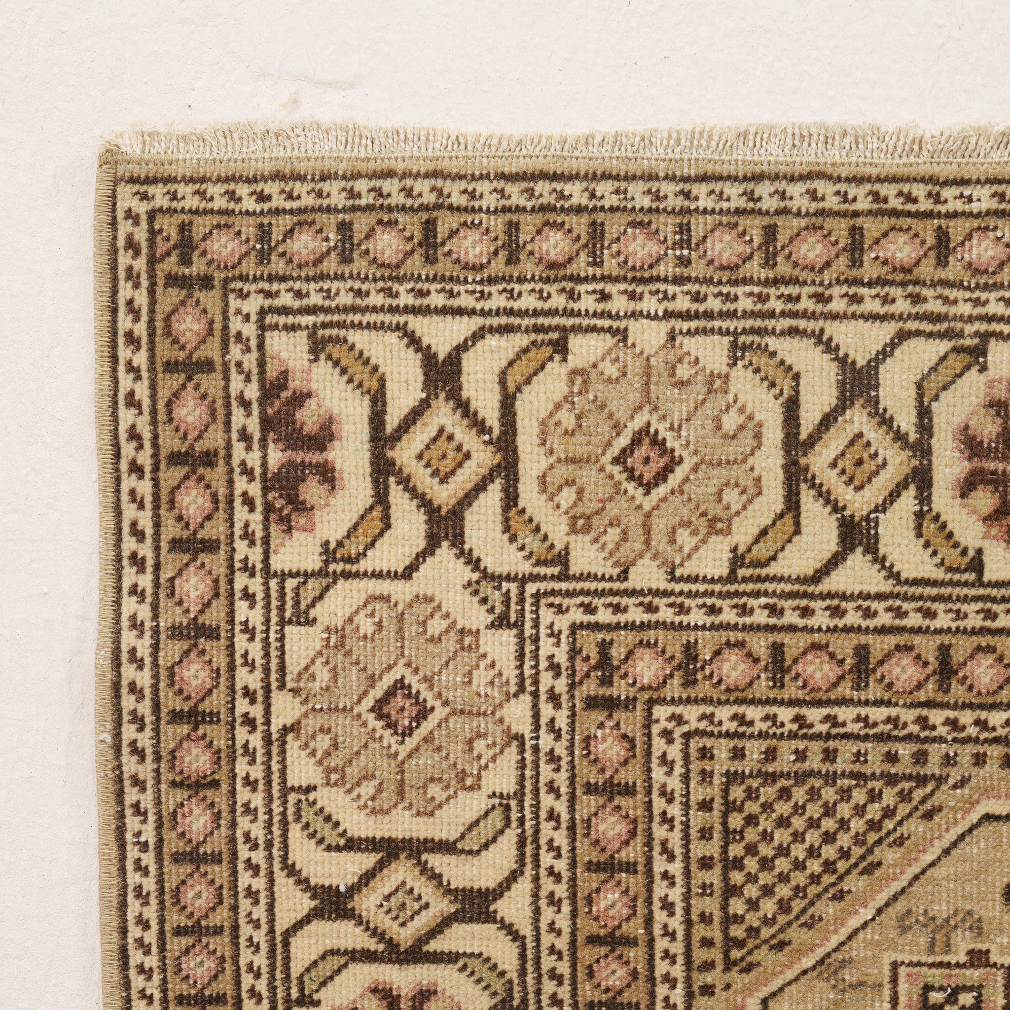 Geometric 7x10 Area Rug